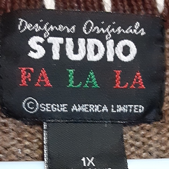 Designers Originals Studio Fa La La Embellished Christmas Vest - Picture 2 of 9